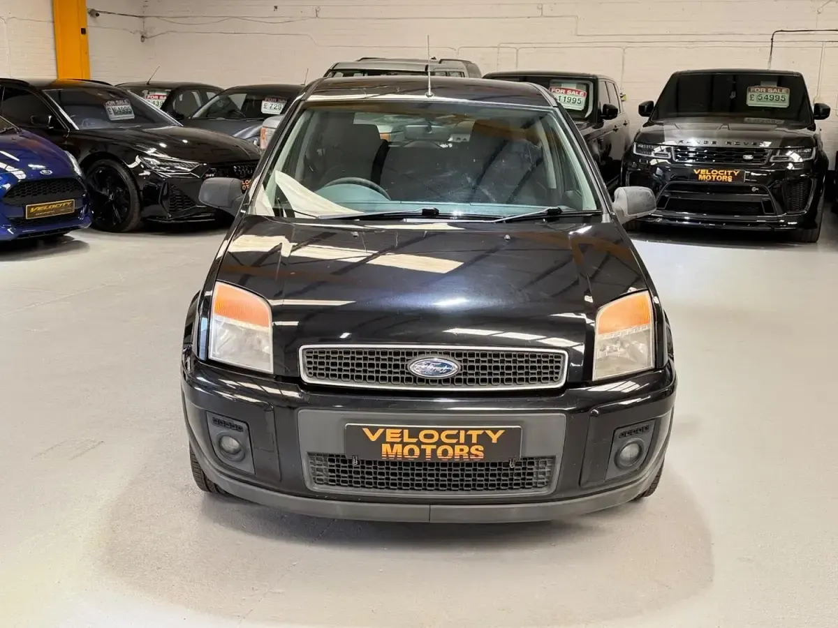 Used Ford Fusion Zetec 2008 Black Hatchback