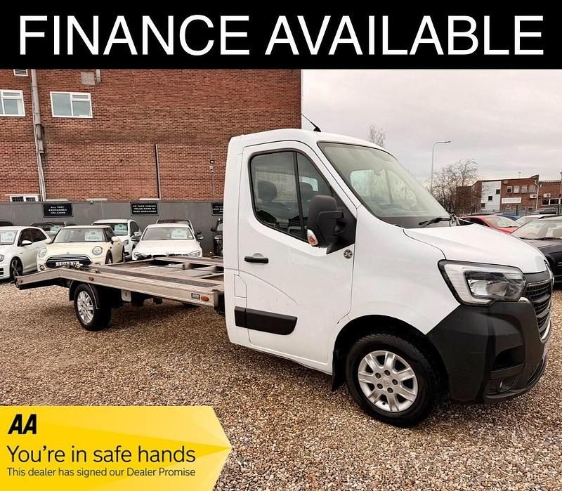 Used Renault Master Business 145 HP (106 kW) 2022 White Cabriolet