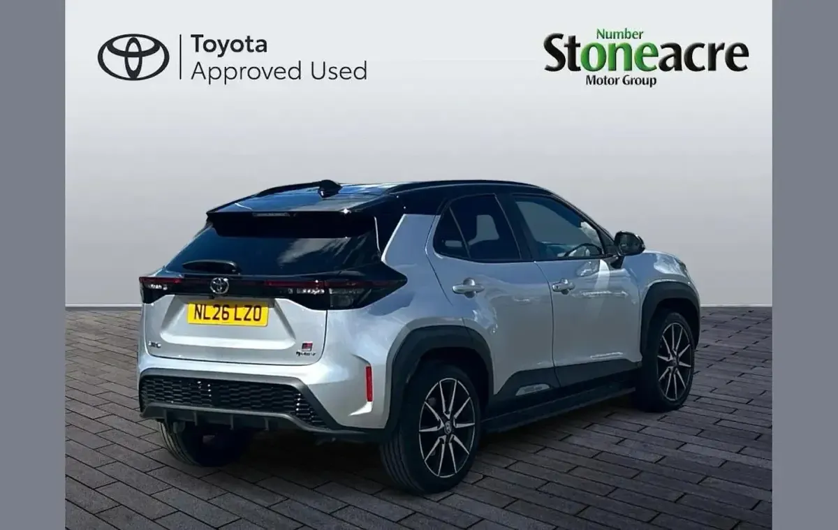 New Toyota Yaris Cross Sport 128 HP (94 kW) 2026 Silver SUV