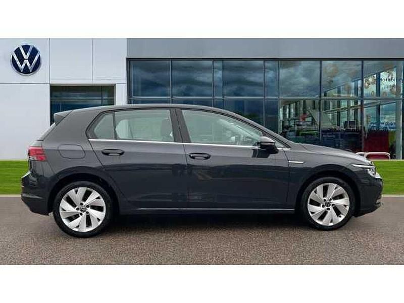 Used VW Golf VIII Style 130 HP (95 kW) 2024 Grey Hatchback