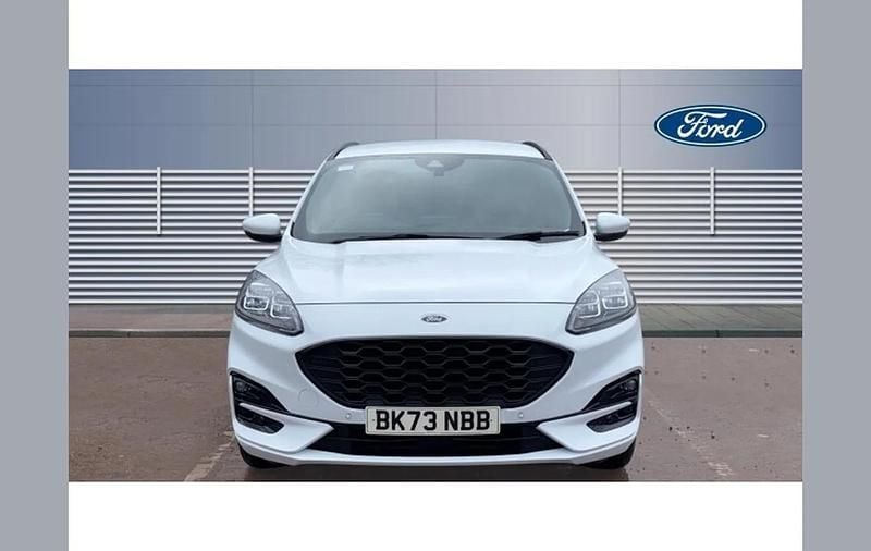 Used Ford Kuga ST-Line 150 HP (110 kW) 2023 White SUV