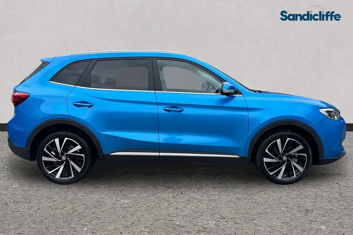 Used MG ZS Trophy 196 HP (144 kW) 2024 Metallic  battersea blue SUV