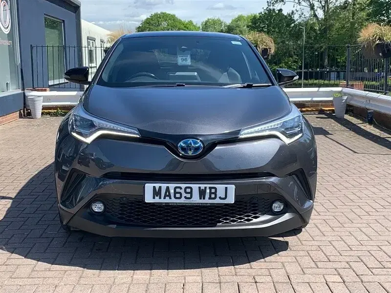 Used Toyota C-HR 122 HP (89 kW) 2019 Grey SUV