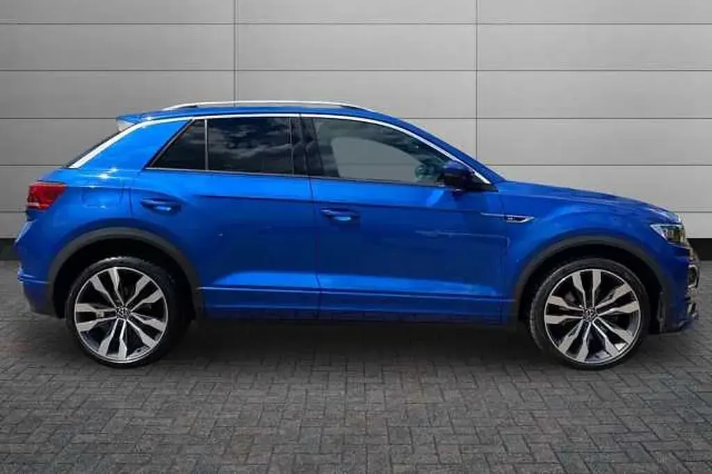Used VW T-Roc R-line 150 HP (110 kW) 2022 Blue SUV