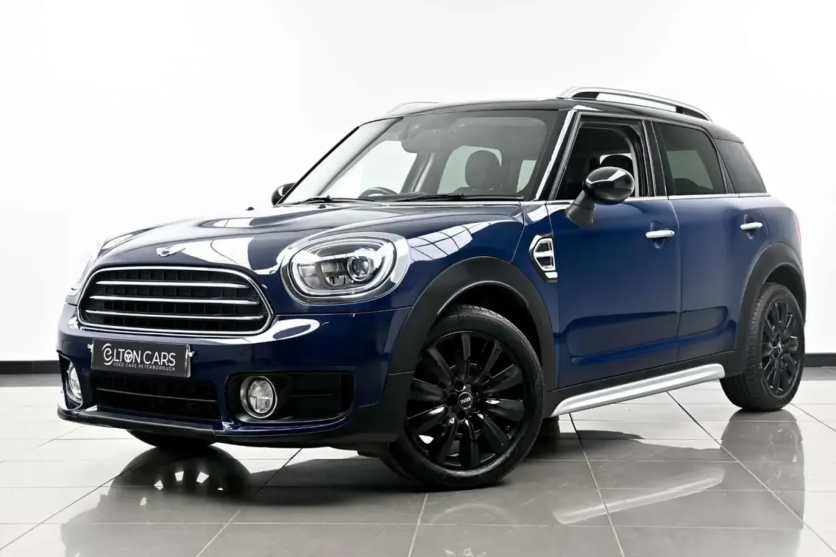 Used Mini Cooper 2017 Blue Hatchback