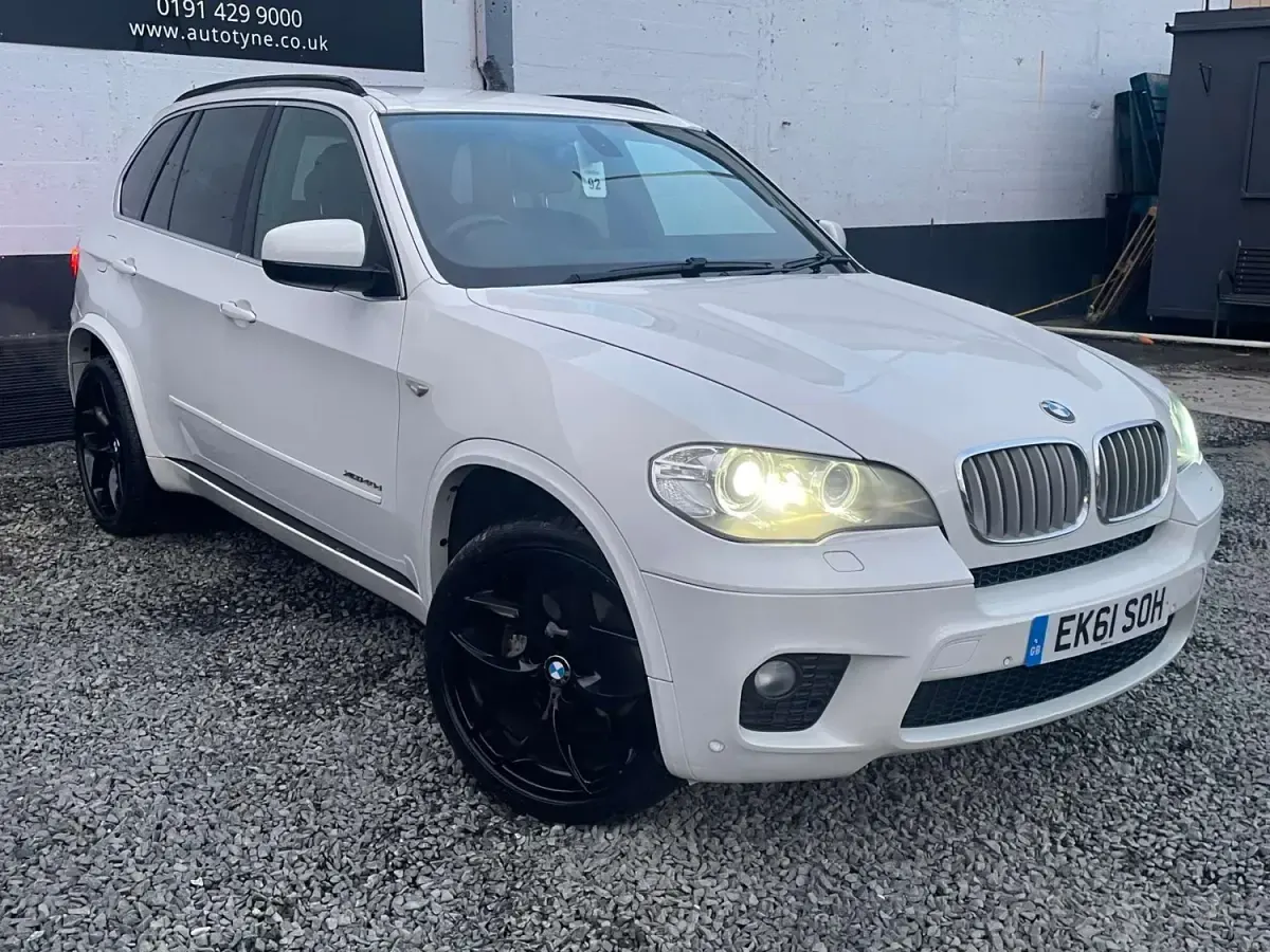 Begagnad BMW X5 M Sport 2011 Vit SUV