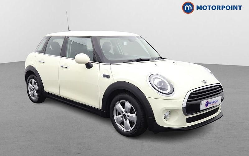 White Used 2018 Mini Cooper Hatch Hatchback | £10,999 (Super price) - Image 1/4