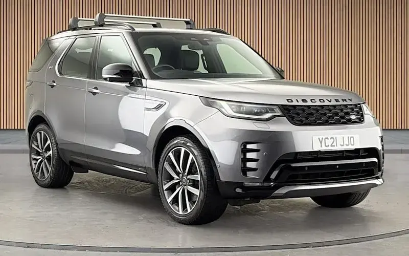 Used Land Rover Discovery 5 SE Dynamic 300 HP (220 kW) 2023 SUV