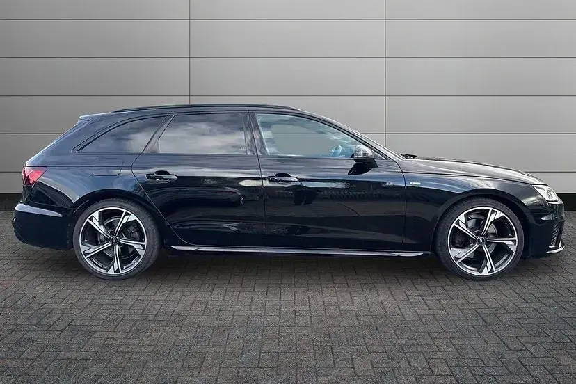 Used Audi A4 Black Edition 150 HP (110 kW) 2023 Black Estate