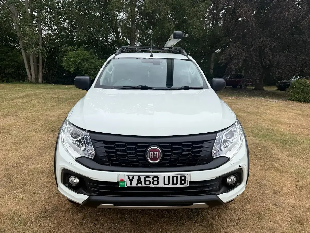 Used Fiat Fullback Cross 180 HP (132 kW) 2018 White Pickup