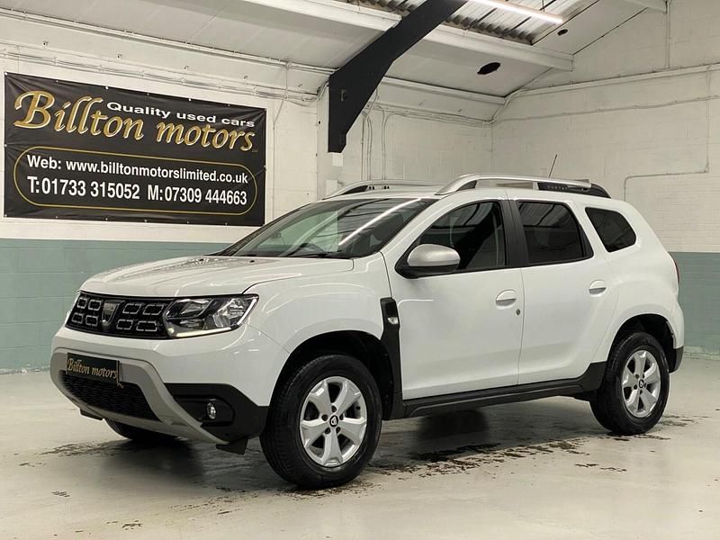 Used Dacia Duster Comfort 115 HP (84 kW) 2021 White SUV