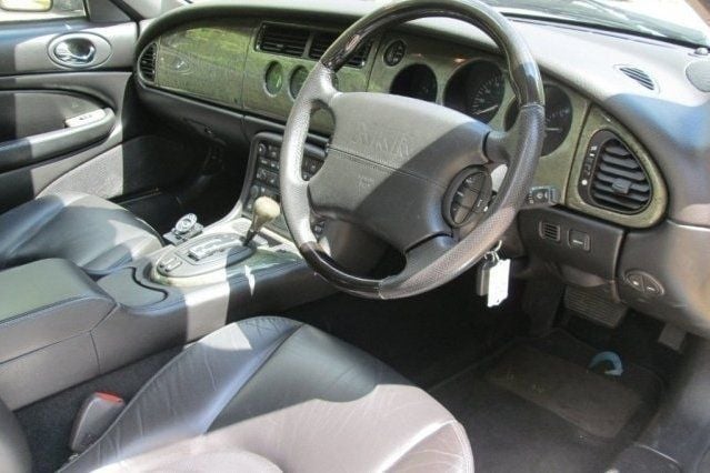 Used Jaguar XKR 2000 Cabriolet