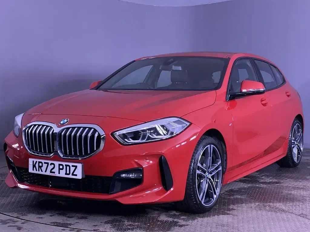 Used BMW 116 M Sport 116 HP (85 kW) 2022 Red Hatchback