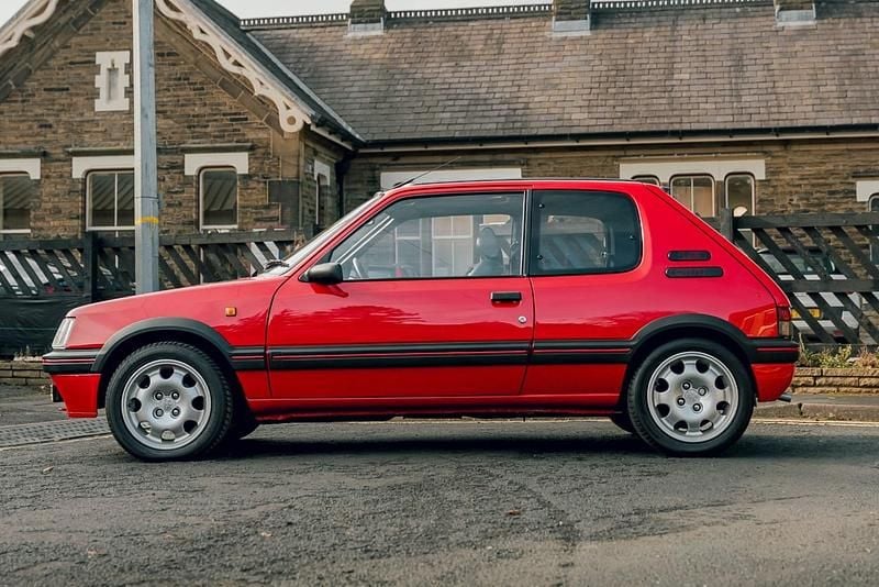 Used Peugeot 205 GTi 130 HP (95 kW) 1990 Red Hatchback