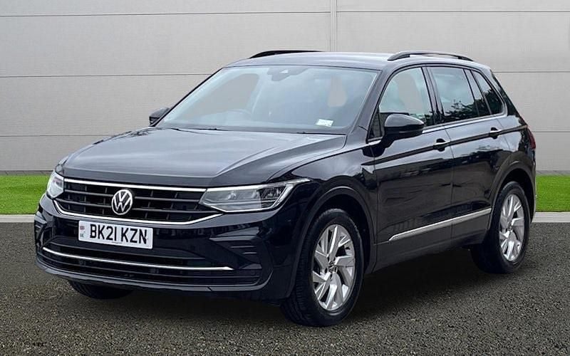 Second-hand VW Tiguan Life 150 CP (110 kW) 2023 SUV