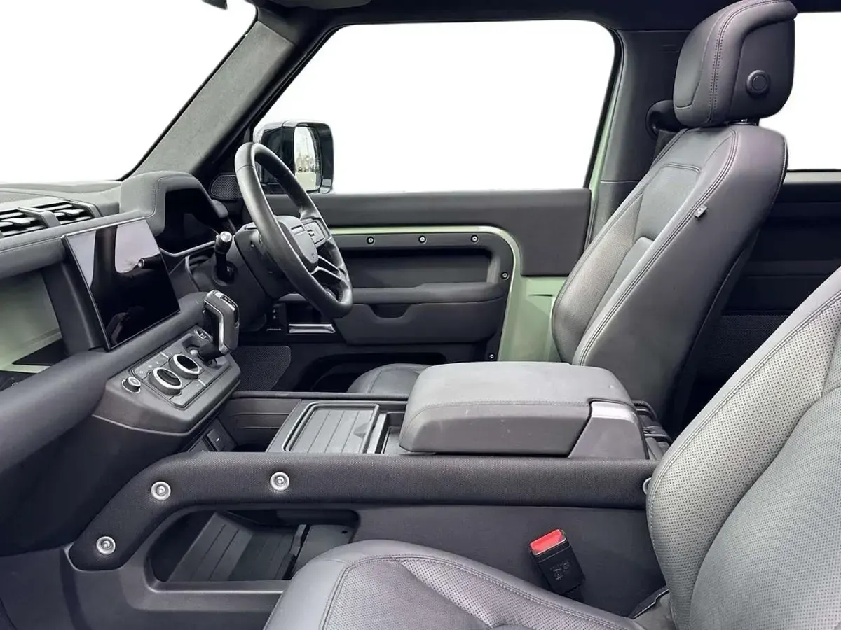 Käytetty Land Rover Defender 75th Limited Edition 2023 Vihreä Katumaasturi