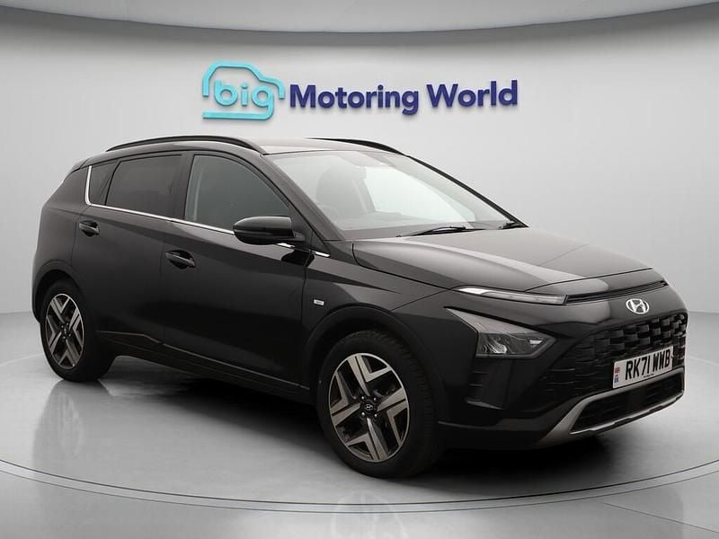 Black Used 2021 Hyundai Bayon Premium SUV | £12,355 (Fair price) - Image 1/4