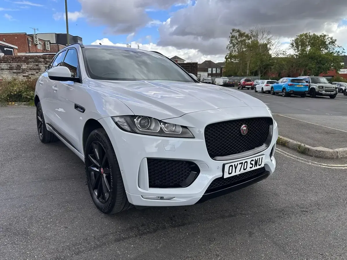 Used Jaguar F-Pace Chequered Flag 180 HP (132 kW) 2020 White SUV