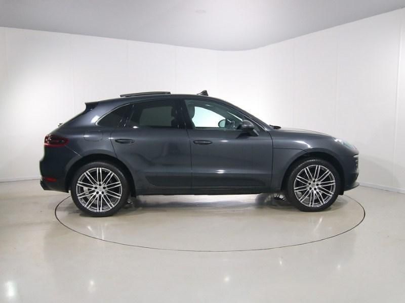 Begagnad Porsche Macan 252 HK (185 kW) 2018 Grå SUV