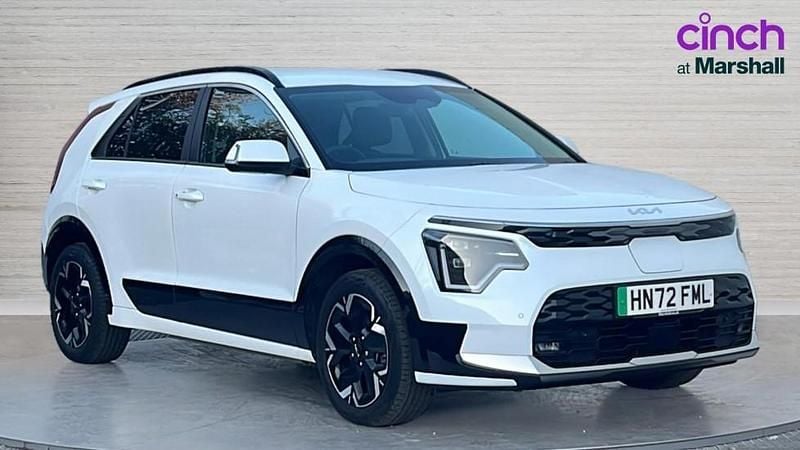 Used Kia e-Niro 150 kW (204 HP) 2022 White SUV