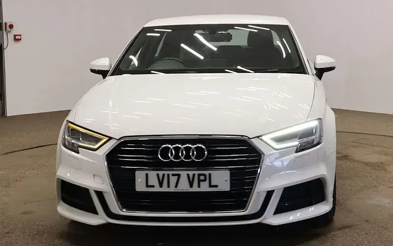 Usado Audi A3 S-Line 184 HP (135 kW) 2017 Branco Sedan