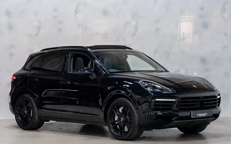 Used Porsche Cayenne 441 HP (324 kW) 2018 SUV