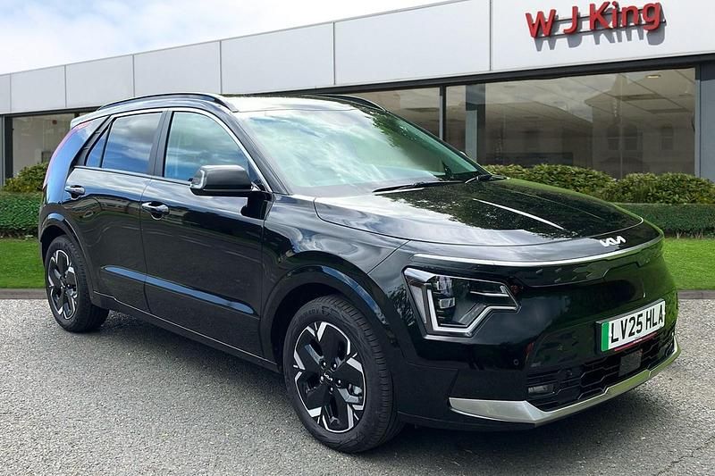 Black Used 2025 Kia e-Niro SUV | £28,795 (A bit pricey) - Image 1/3