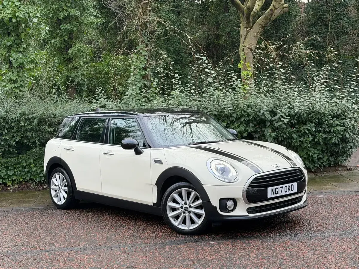 Used Mini Cooper Clubman 136 HP (100 kW) 2017 White Estate