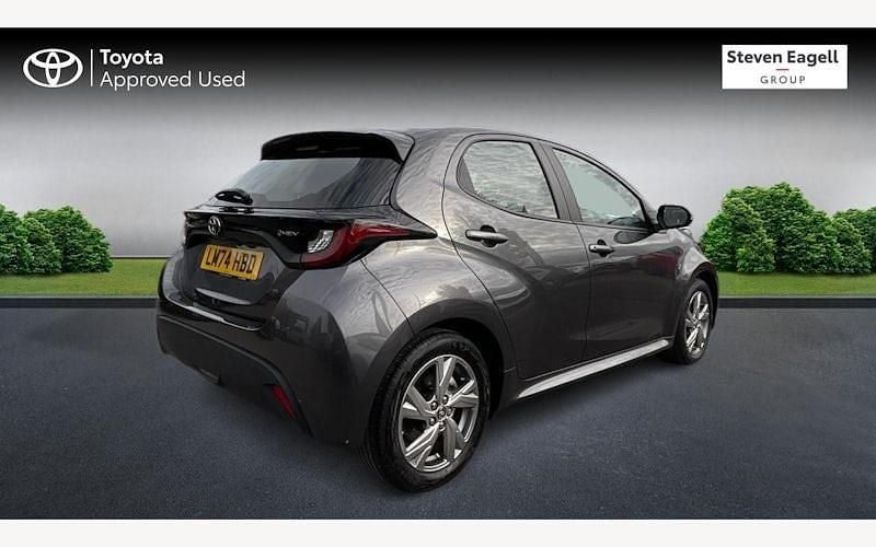 Used Toyota Yaris Hybrid 116 HP (85 kW) 2025 Hatchback