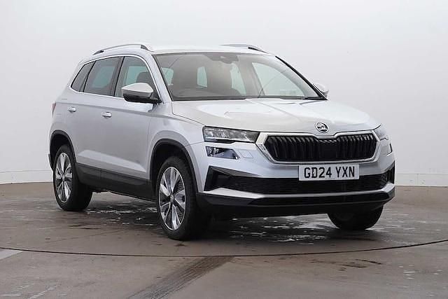 Brilliant silver metallic Used 2024 Skoda Karoq SE L SUV | £21,495 (Fair price) - Image 1/4