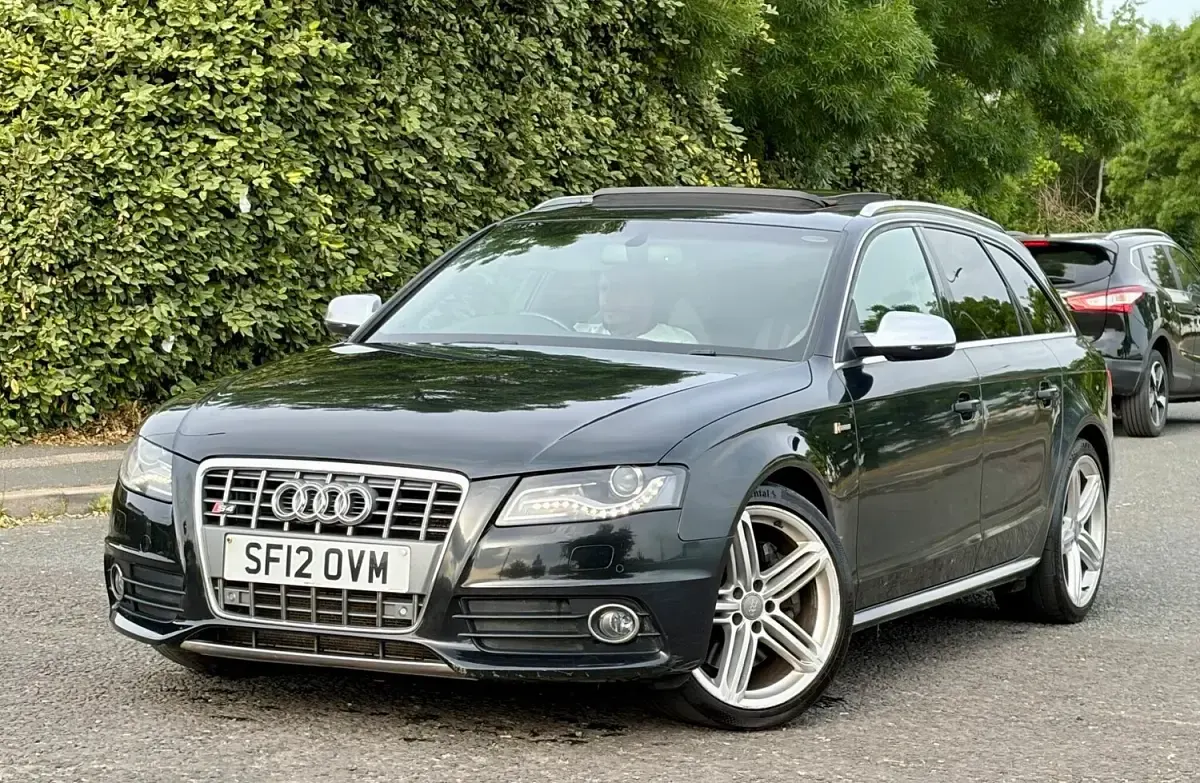 Used Audi S4 Advanced 333 HP (244 kW) 2012 Black Estate