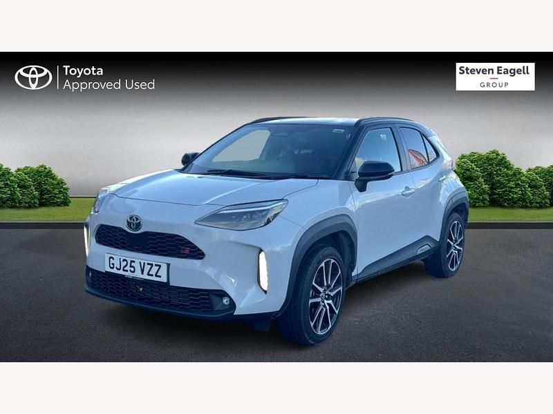 Used Toyota Yaris Hybrid Sport 114 HP (83 kW) 2025 Grey/black Hatchback