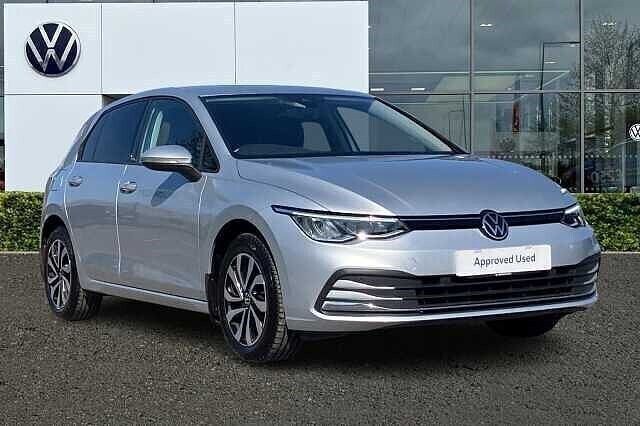 Reflex silver Used 2021 VW Golf VIII Active Hatchback | £15,492 (A bit pricey) - Image 1/4