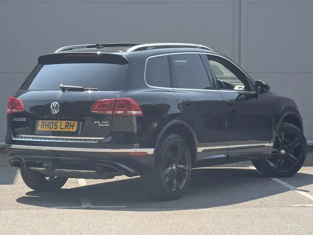 Used VW Touareg R-line Plus 2017 Black SUV