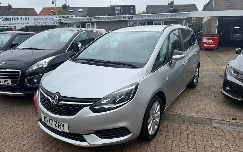 Used Vauxhall Zafira Tourer Design Edition 140 HP (102 kW) 2017 MPV