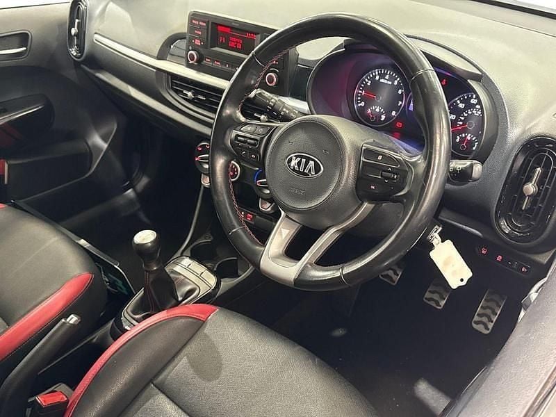 Used Kia Picanto GT-Line 83 HP (61 kW) 2017 White Hatchback