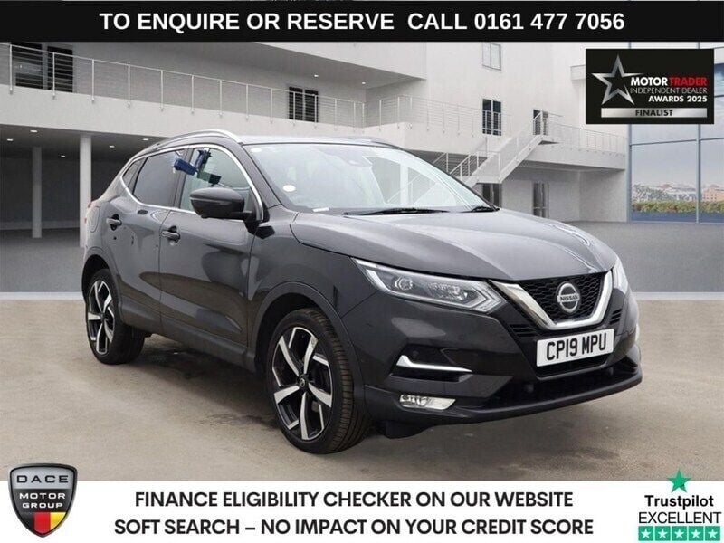 Black Used 2019 Nissan Qashqai S SUV | £11,180 (Fair price) - Image 1/3