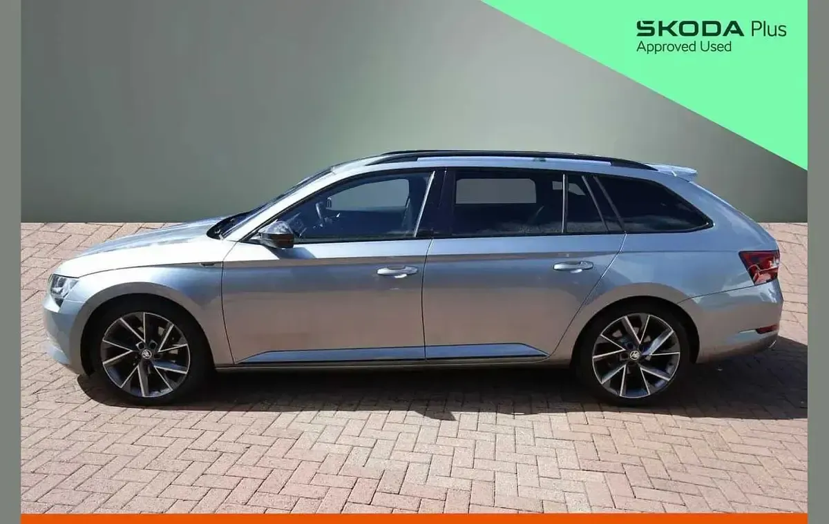 Used Skoda Superb SportLine 150 HP (110 kW) 2019 Business grey metallic Estate