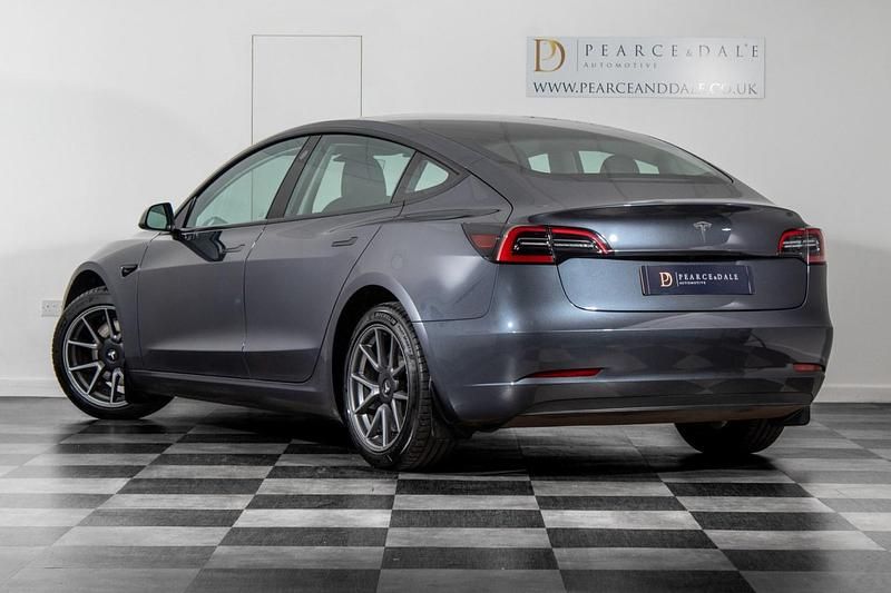 Used Tesla Model 3 RWD 208 kW (283 HP) 2022 Grey Sedan