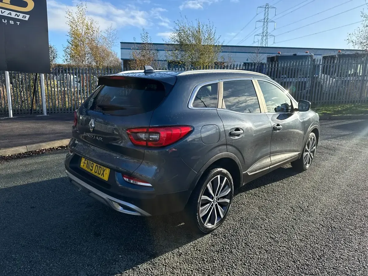 Used Renault Kadjar Version S 140 HP (102 kW) 2019 Grey SUV