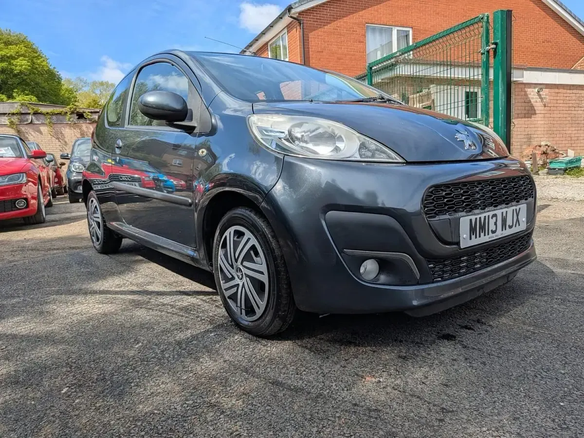 Used Peugeot 107 Active 2013 Grey Hatchback