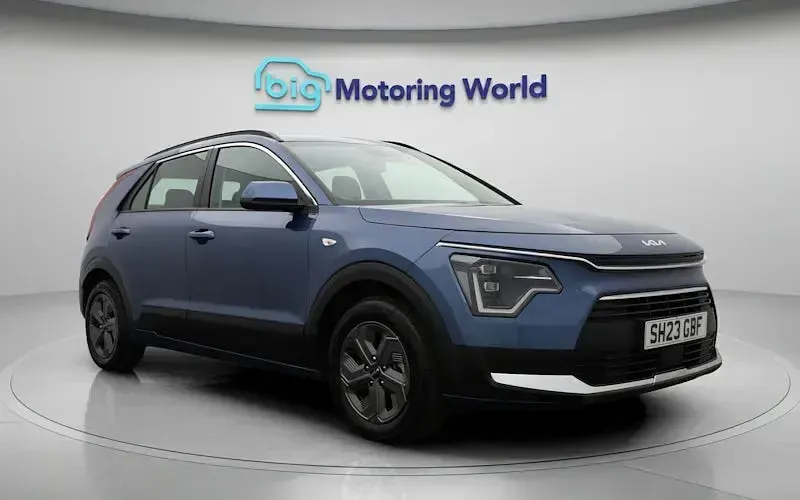 Used Kia Niro 141 HP (103 kW) 2023 Blue SUV