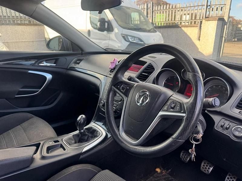 Used Vauxhall Insignia SRi 2012 Black Hatchback