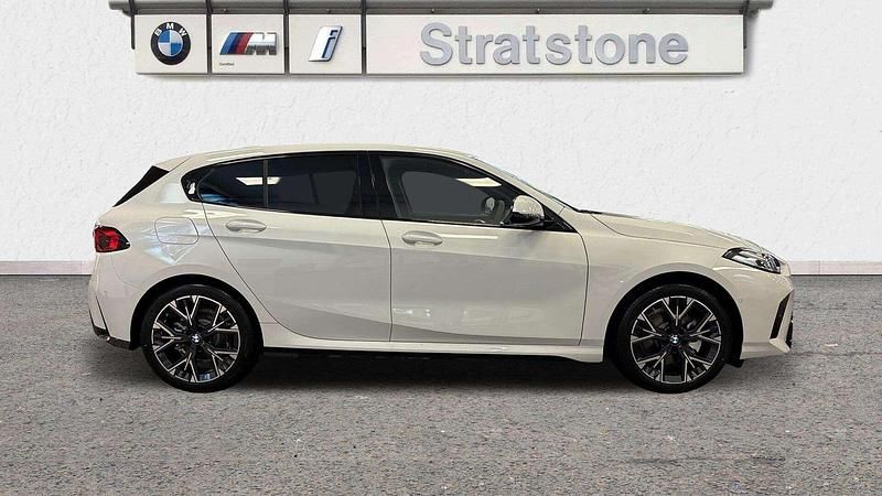 Used BMW 120 M Sport 168 HP (123 kW) 2025 White Hatchback