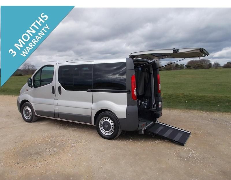 Used Vauxhall Vivaro 2014 Silver MPV