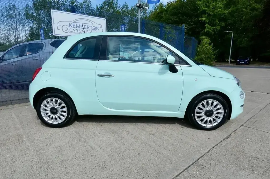 Used Fiat 500 Lounge 69 HP (50 kW) 2018 Green Hatchback