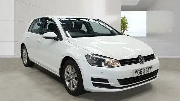 Used VW Golf VII SE 122 HP (89 kW) 2013 Hatchback