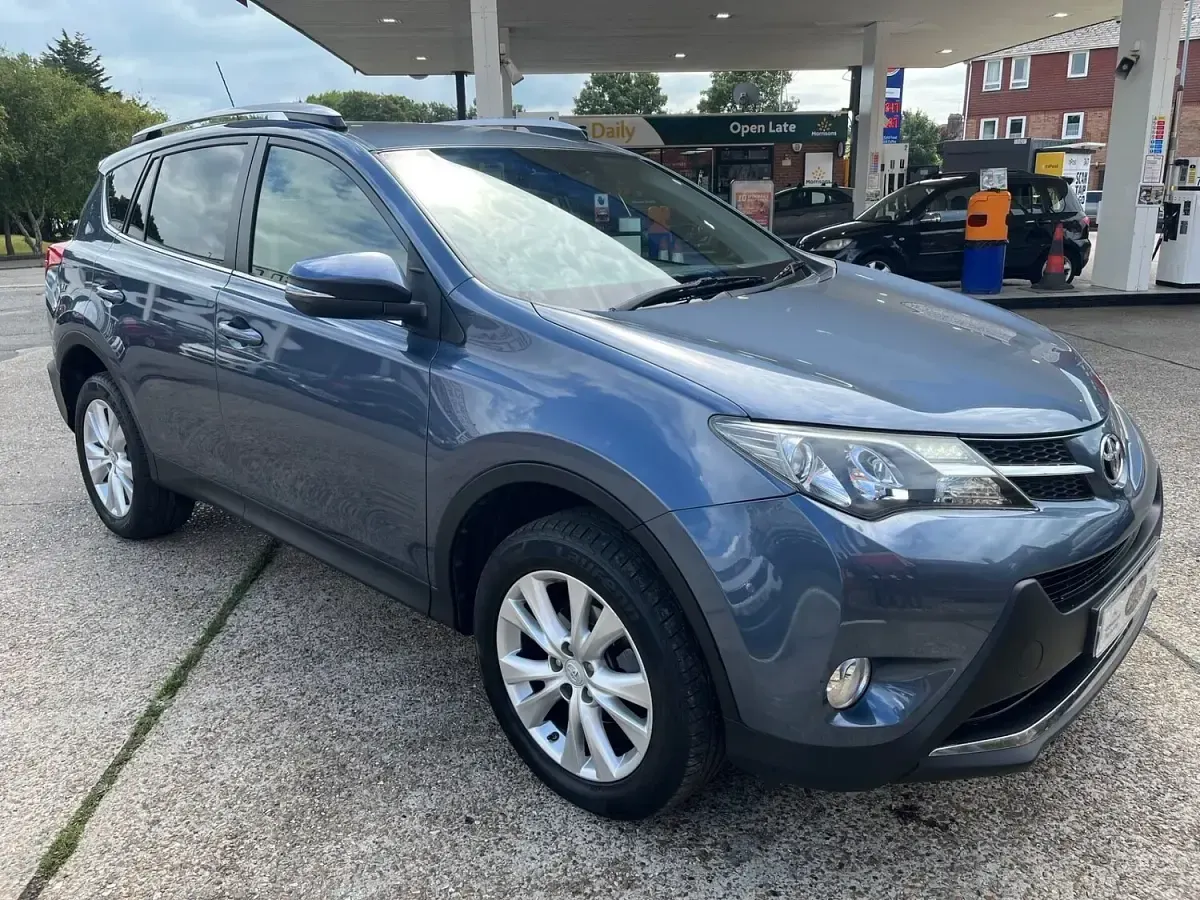 Used Toyota RAV4 150 HP (110 kW) 2013 Blue SUV