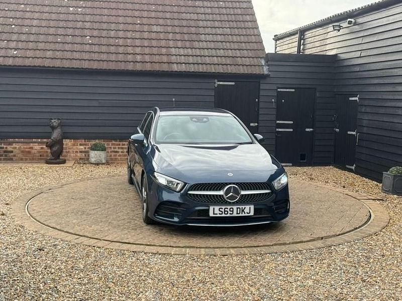 Usado Mercedes A200 Executive 150 HP (110 kW) 2019 Azul Citadino