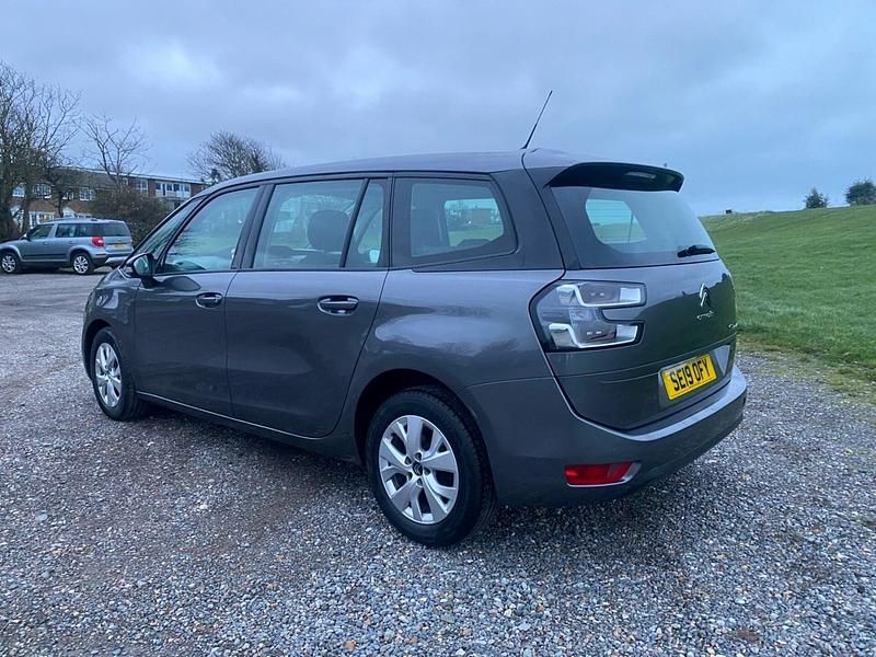 Used Citroën Grand C4 Picasso PureTech 130 HP (95 kW) 2019 Grey MPV